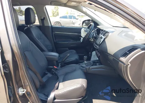 2017 Mitsubishi Outlander Sport 2.4 Sel z USA, uszkodzony, nr VIN JA4AP4AW7HZ019043